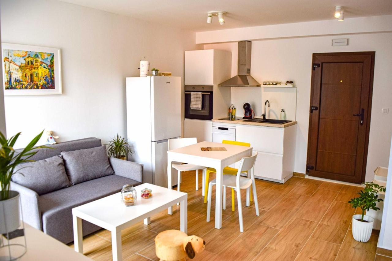 Studio Apartments Anija ドゥブロブニク エクステリア 写真