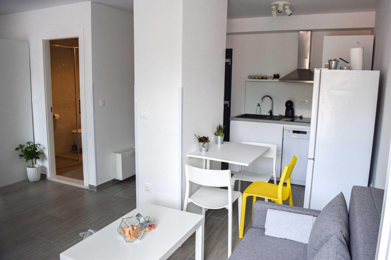 Studio Apartments Anija ドゥブロブニク エクステリア 写真